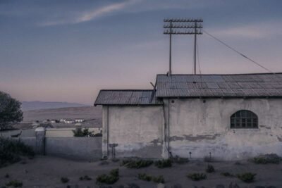 PRINTS The Far West 9